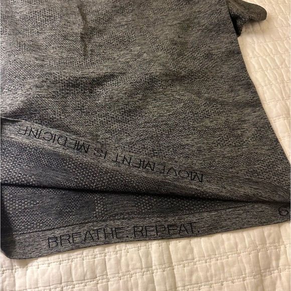 Lululemon Swiftly Tech Short Sleeve 2.0 Sage Size 6 - Picture 7 of 7